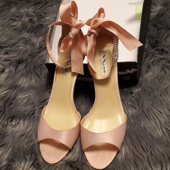 Nina Shoes - Shoe